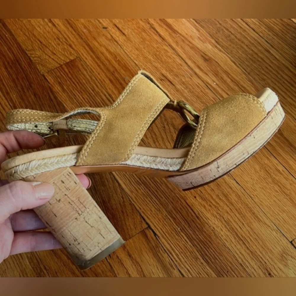 Coach Suede Block Heels Sandals Size 7 - Picture 4 of 7